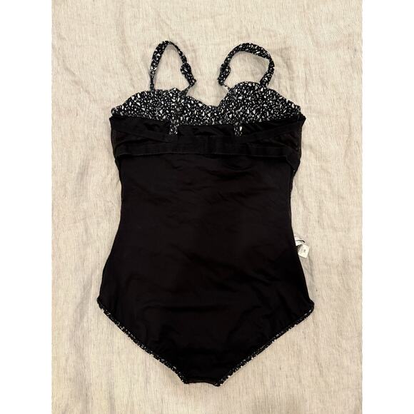 Profile by Gottex Black & White One-Piece Swimsuit - Size 16D - Picture 4 of 7